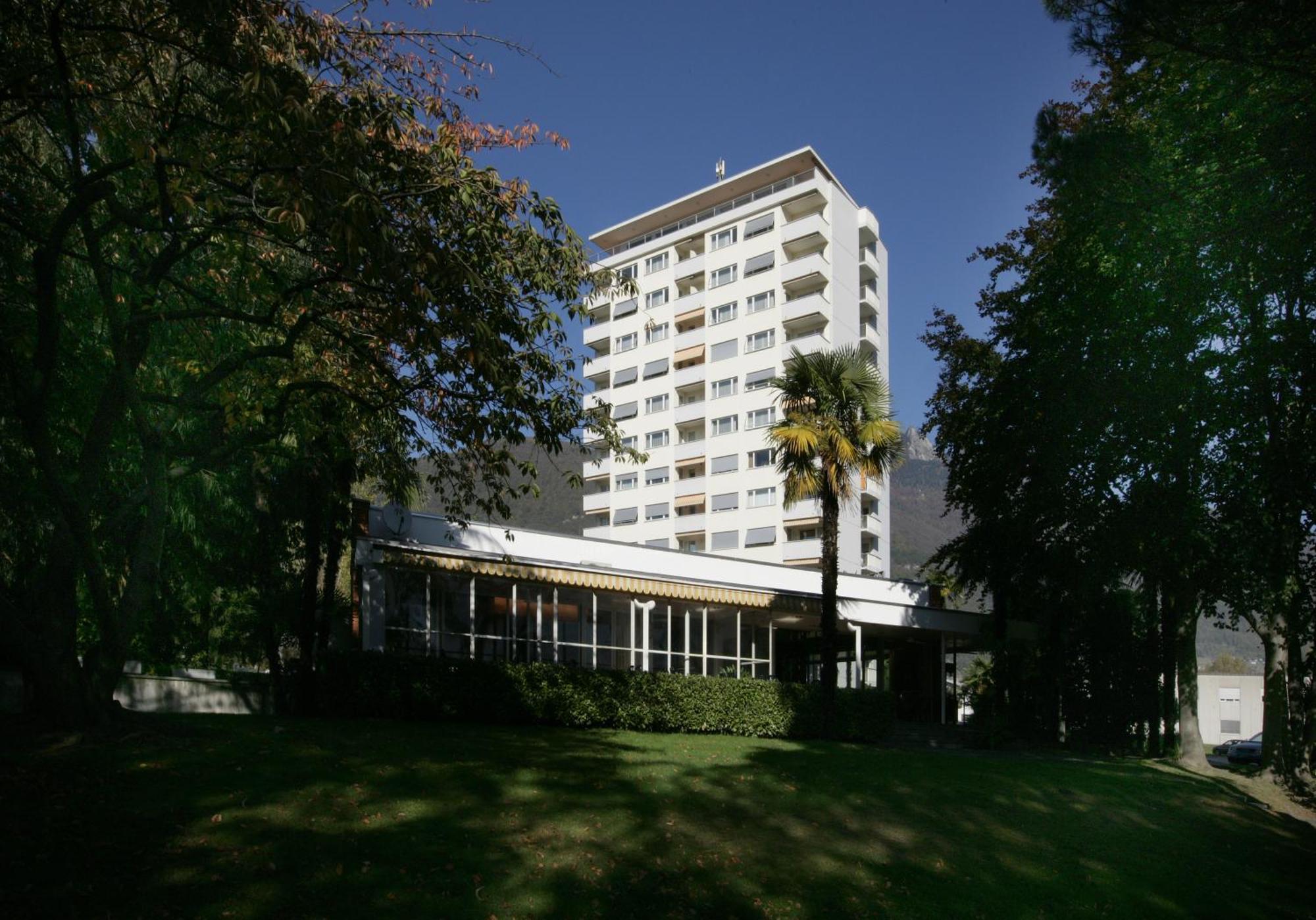 Hotel Village Campofelice Tenero-Contra Екстериор снимка